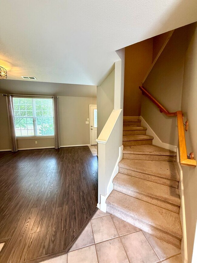 Building Photo - Single Family Home off Chapel Hill