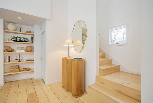 Building Photo - 97 Swamp Rd