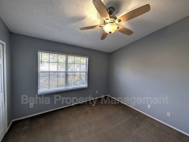 Building Photo - 5440 Carrollwood Key Dr