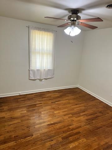 Building Photo - 1373 Conway St