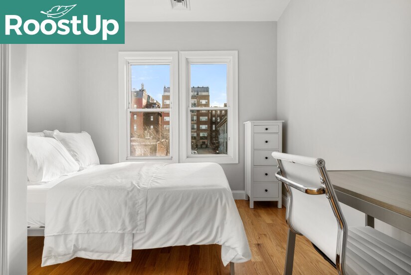 Building Photo - Furnished Private Bedroom in South Boston