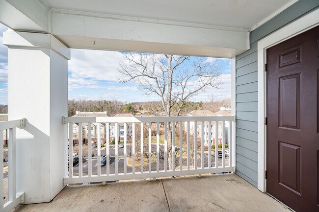 Building Photo - Midlothian Condo Available For Immediate Move In