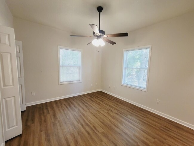 Building Photo - 2770 Weaver Dr