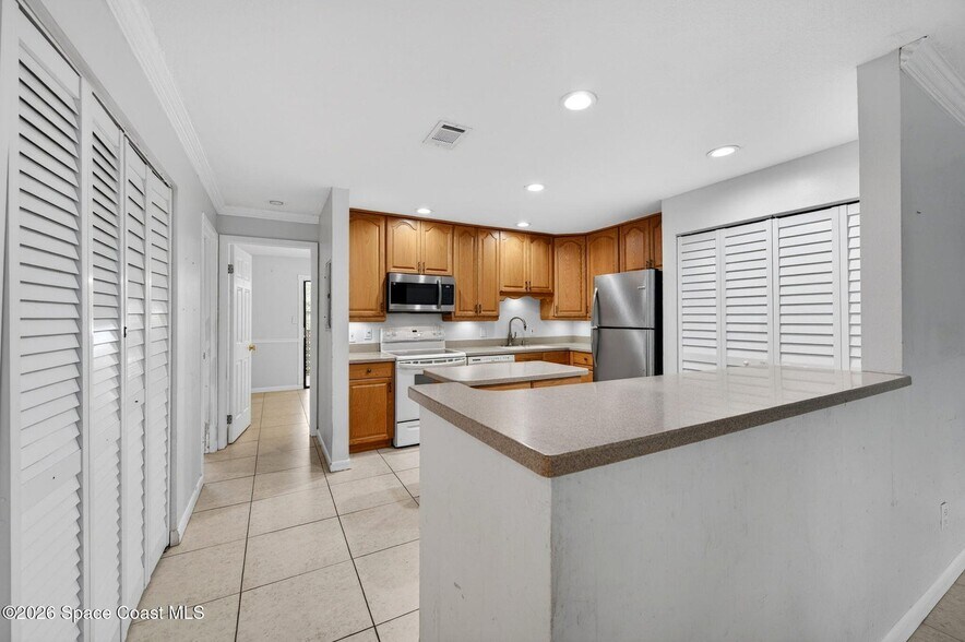 Building Photo - 1515 Huntington Ln