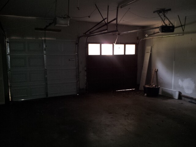 Building Photo - Harwood Floors - Mid-Del Schools - Big Yard