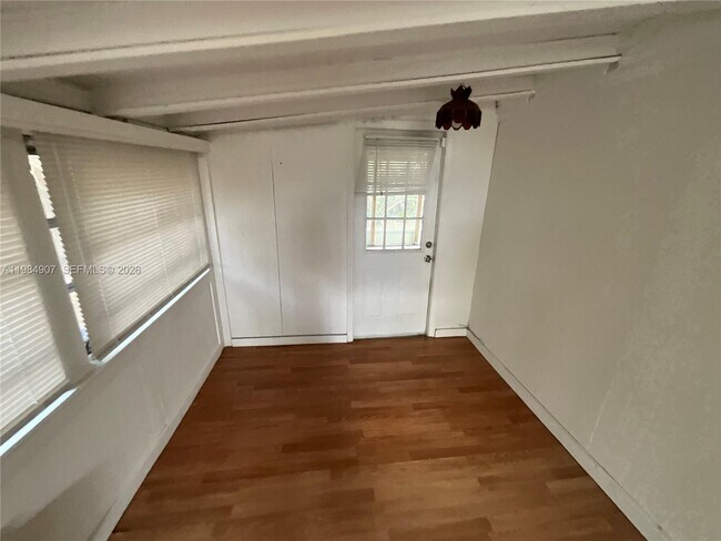 Building Photo - 1780 SW 84th Ave