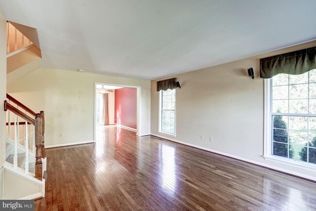 Building Photo - 43315 Parlor Square