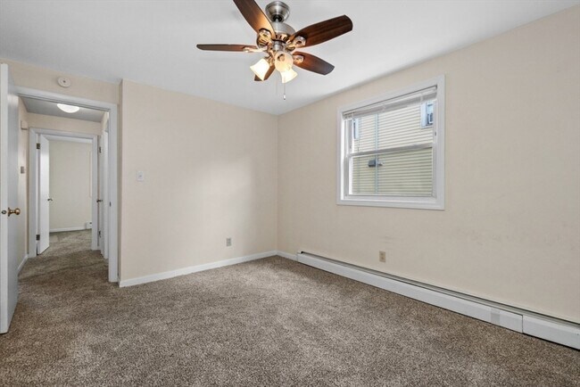 Building Photo - 623 Quincy Shore Dr