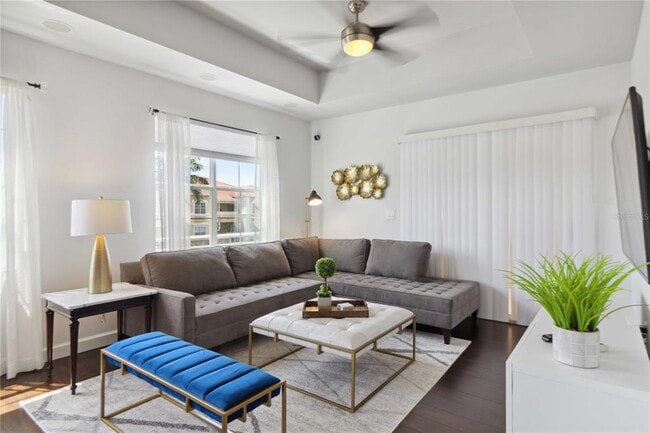 Building Photo - 1020 Villagio Cir