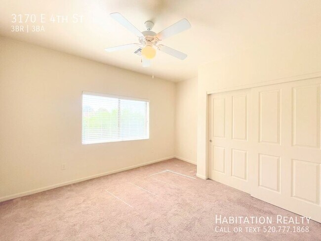 Building Photo - 3170 E 4th St