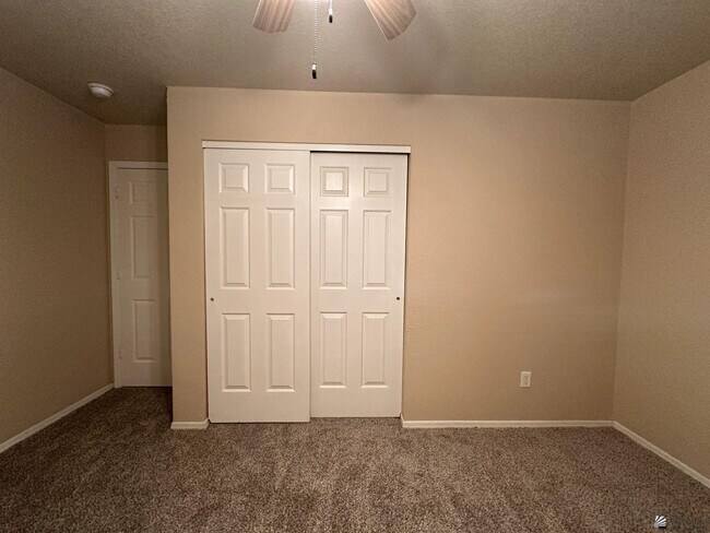 Building Photo - 11387 E 26th St