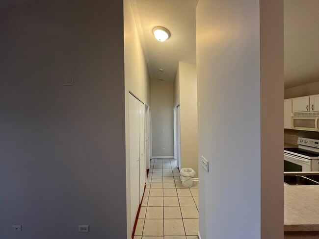 Building Photo - 1127 Silverstone Dr