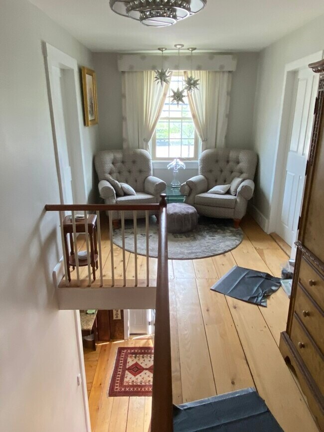 Building Photo - 60 Highland St