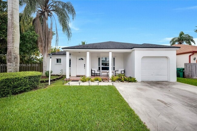 Building Photo - 15450 SW 143rd Ave