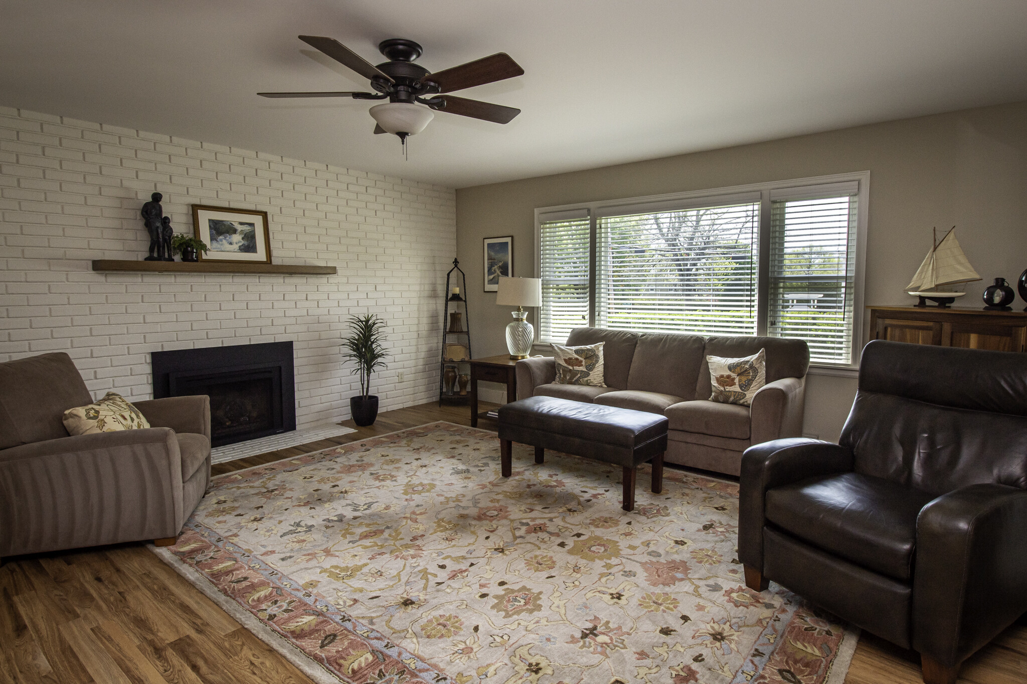 Building Photo - 40 Leonard Ave