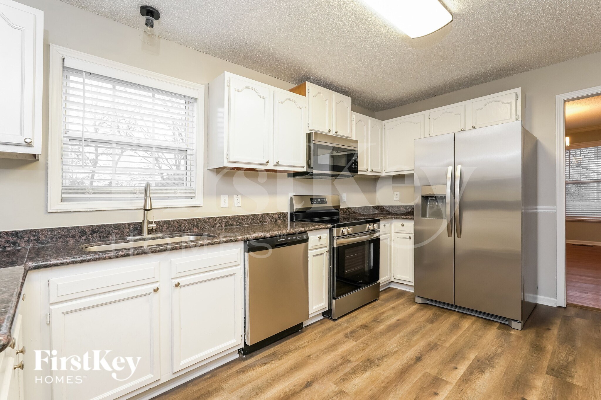 Building Photo - 139 Creek Meadow Dr