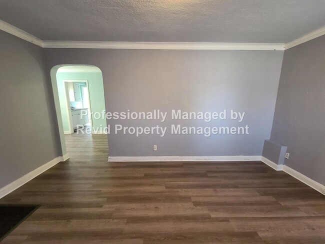 Building Photo - 1535 Jackson Ave