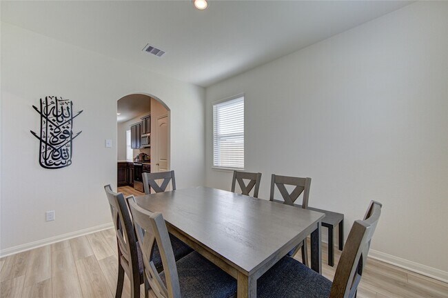 Building Photo - 10702 Millet Ct