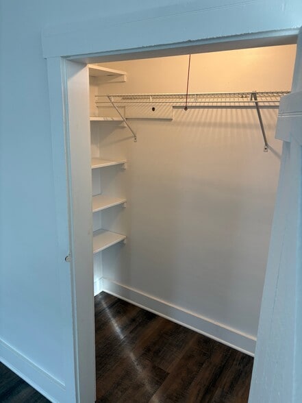 Building Photo - 1408 W Main St