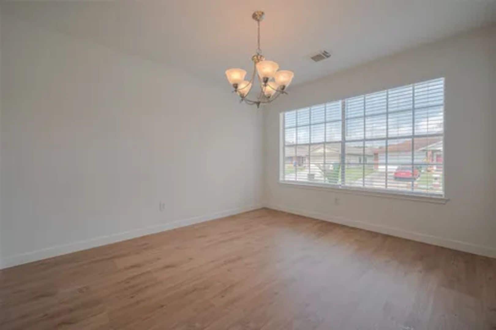 Building Photo - 10918 Linden Gate Dr