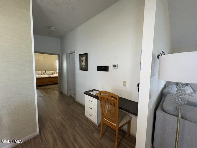 Building Photo - 932 Chula Ct