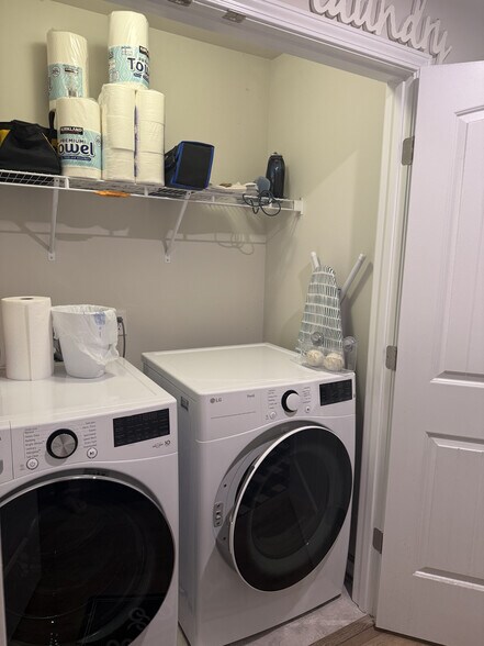 Building Photo - 2750 Sparrowgap Trl