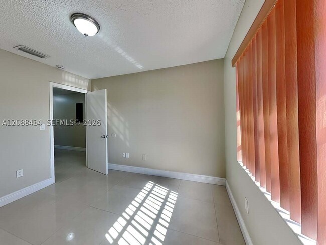 Building Photo - 14867 SW 56th Terrace