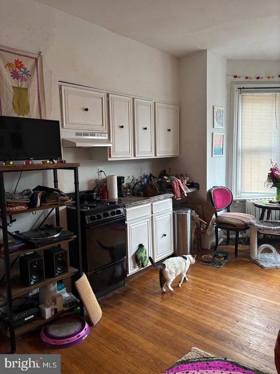 Building Photo - 259 S 46th St