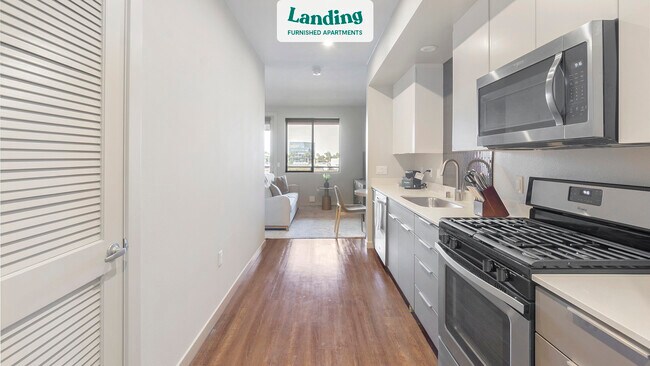 Building Photo - 2211 E Orangewood Ave