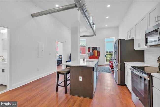 Building Photo - 1406-10 Fairmount Ave