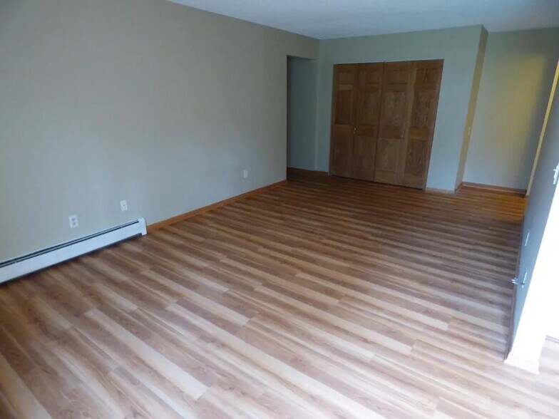 Living Room - 4536 Cedar Lake Rd S