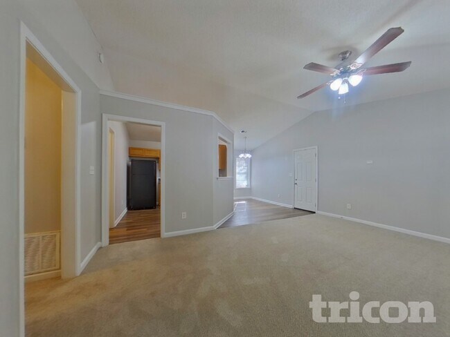 Building Photo - 604 Southern Trace Crossing