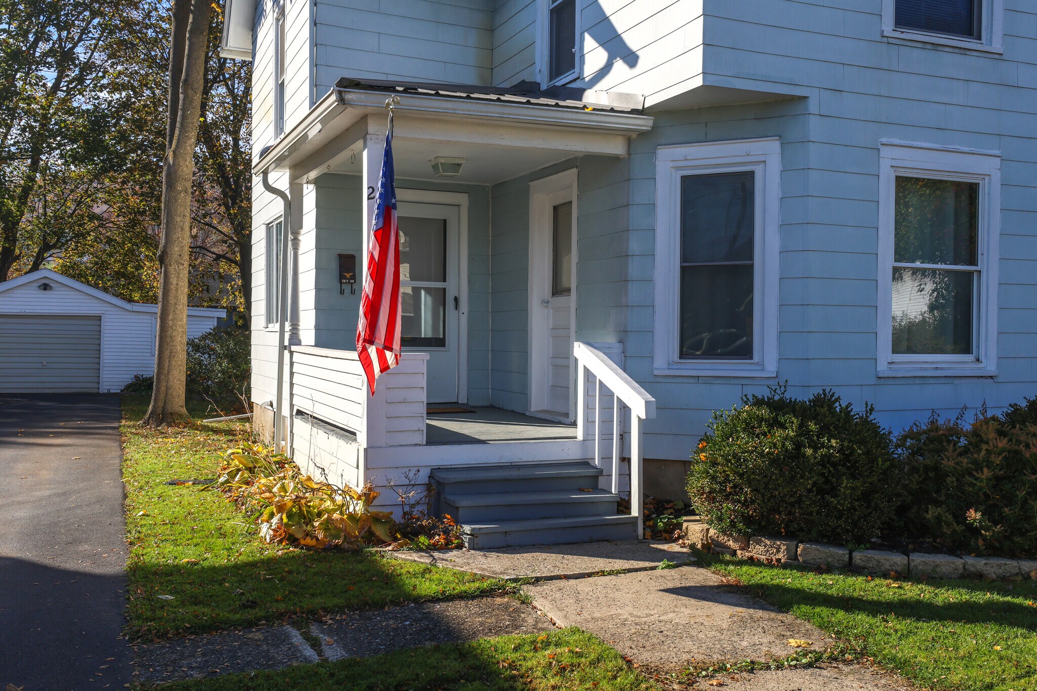 Entrance - 216 W William St