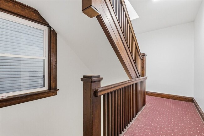 Building Photo - 407 Biddle Ave