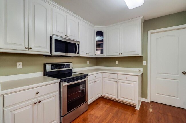 Building Photo - 17259 Moran Rd