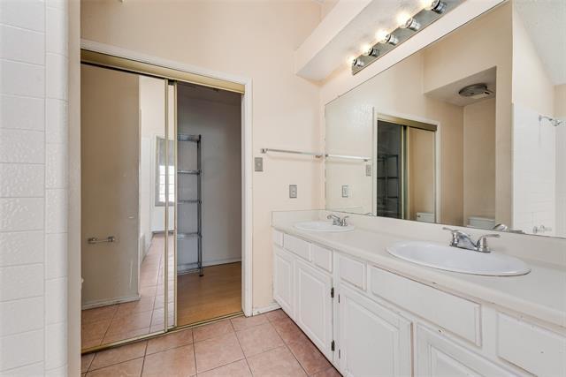 Building Photo - 710 Snapdragon Trail