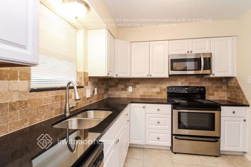 Building Photo - 1426 Breckenridge Rd