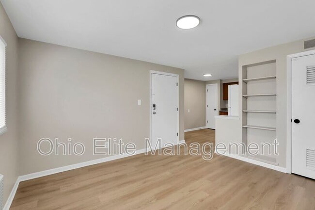 Building Photo - 1037 Binns Blvd