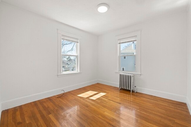 Building Photo - 20-22 Sumner St