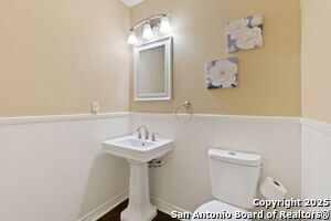 Building Photo - 116 S Gardenview Dr