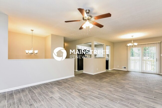 Building Photo - 6501 Monica Dr