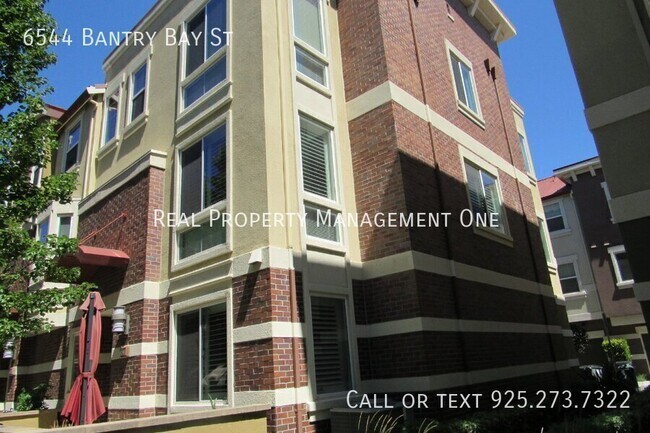 Building Photo - 6544 Bantry Bay St