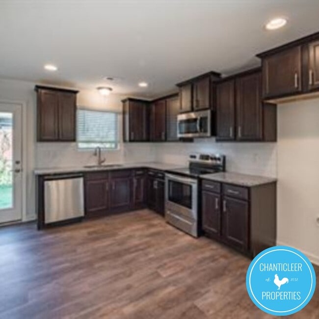 Building Photo - 1216 Haybrook Ln