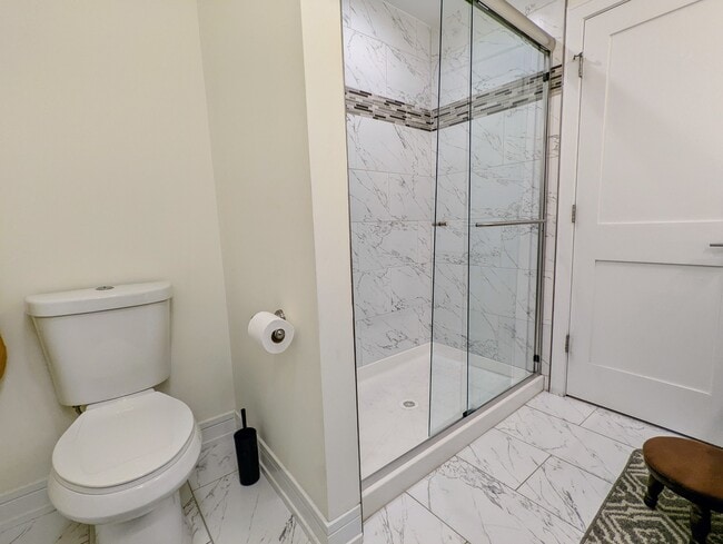 Building Photo - 2603 Chelsey St