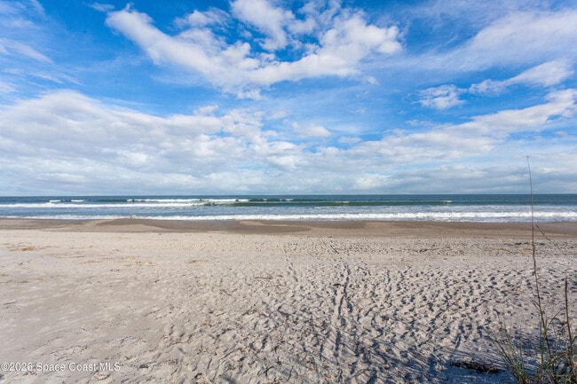 Building Photo - 2100 N Atlantic Ave