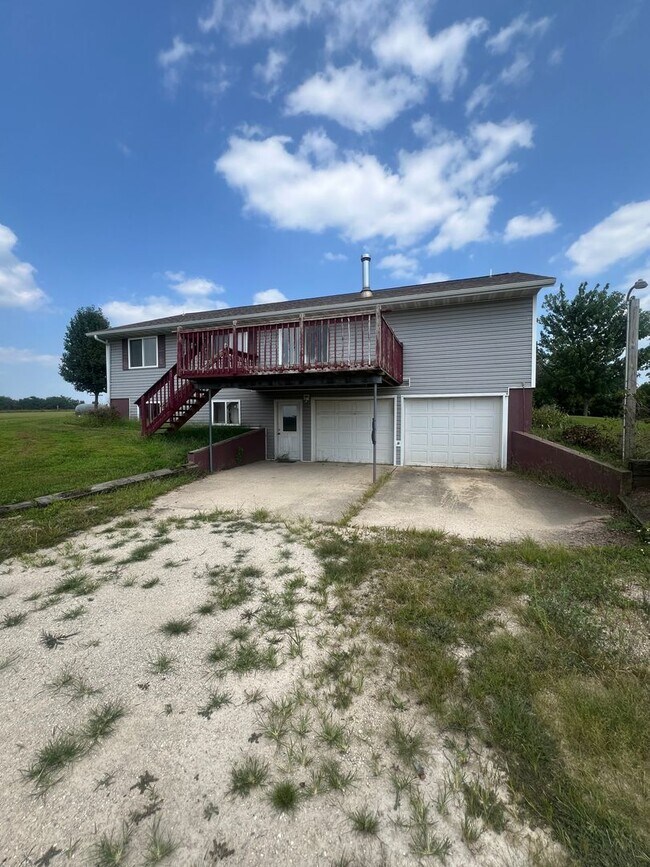 Building Photo - 13929 Harrison Rd