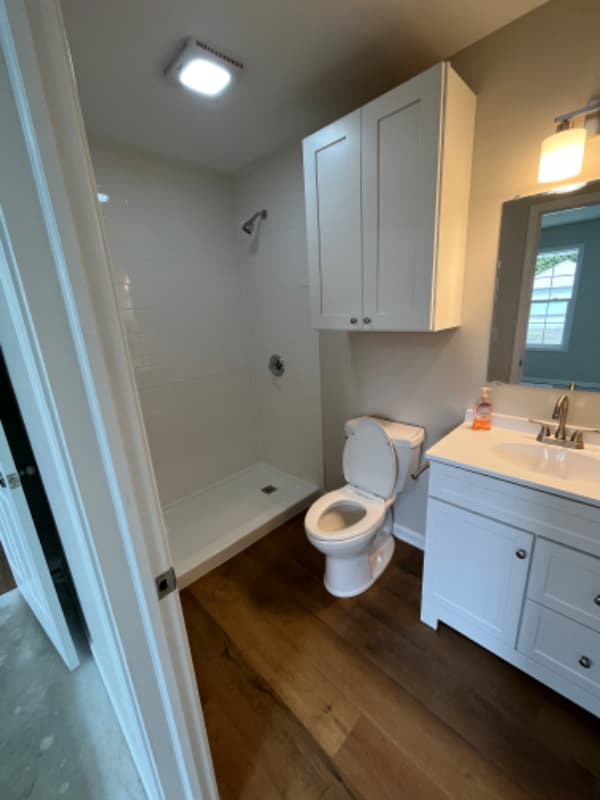 Building Photo - 437 N Main St