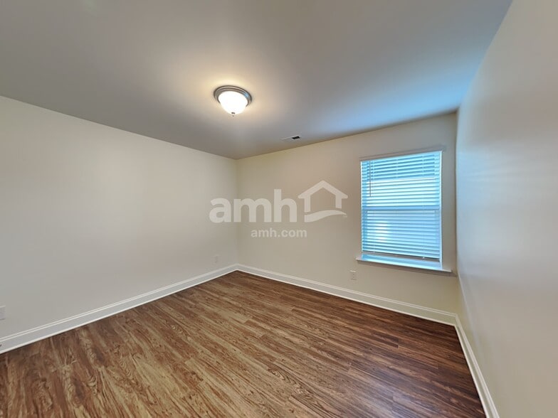 Building Photo - 2030 Corey Joseph Dr