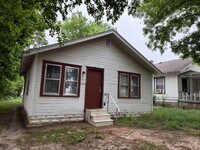 Building Photo - 3 Bed 1 Bath House