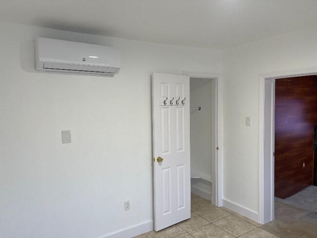 Building Photo - 3191-319145 NW 45th St